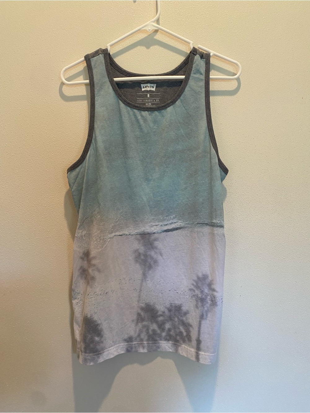 Levi's Green Ombre Palm-Print Tank Top with Dark Trim
